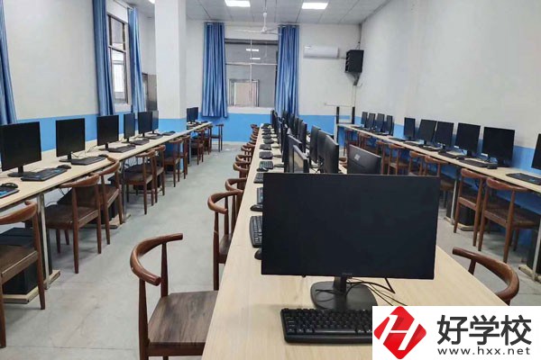 邵陽市藝邦職業(yè)技術學校收費標準如何？