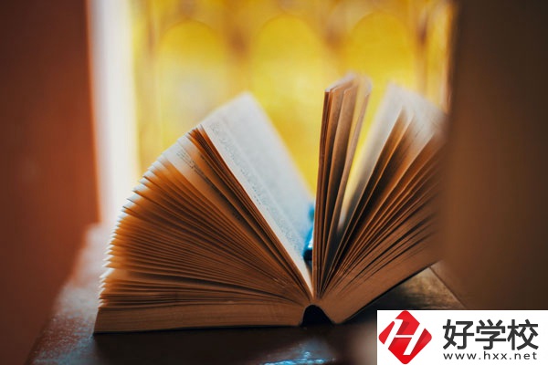 祁東縣職業(yè)中等專業(yè)學(xué)校環(huán)境好不好？宿舍怎么樣？