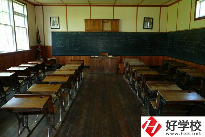 湘西州經(jīng)濟(jì)貿(mào)易學(xué)校是公辦學(xué)校嗎？怎么樣？