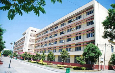 臺(tái)江中等職業(yè)學(xué)校2025年報(bào)名學(xué)費(fèi)多少錢(qián)